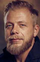 Илья Волков